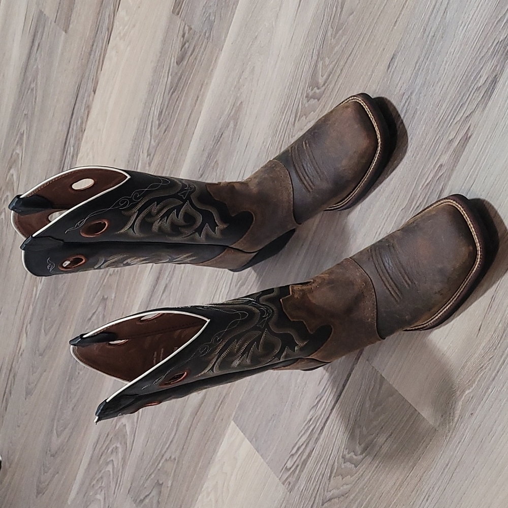 Justin Cowboy Boots